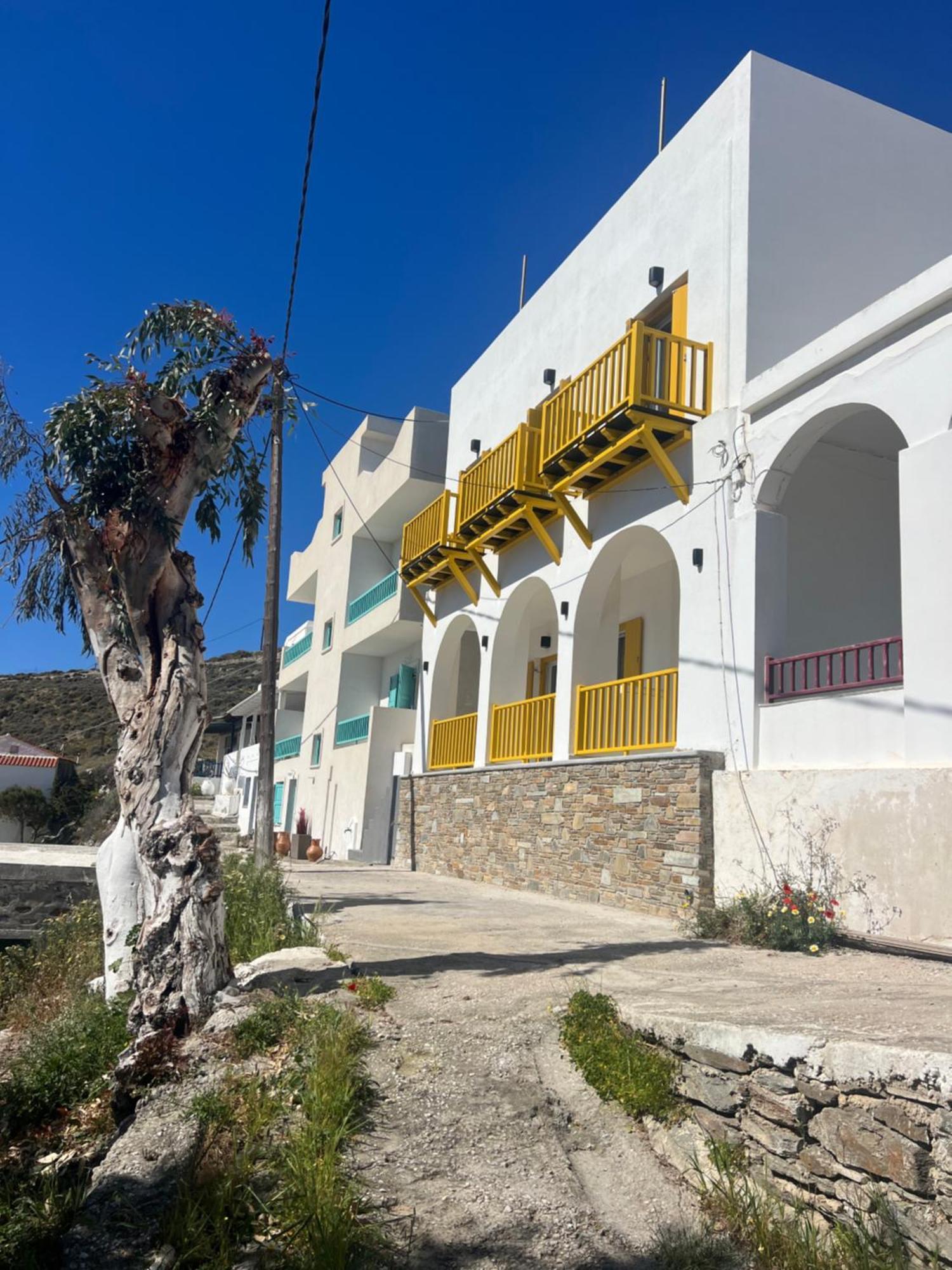 Οtto Apts Loutrá Екстериор снимка